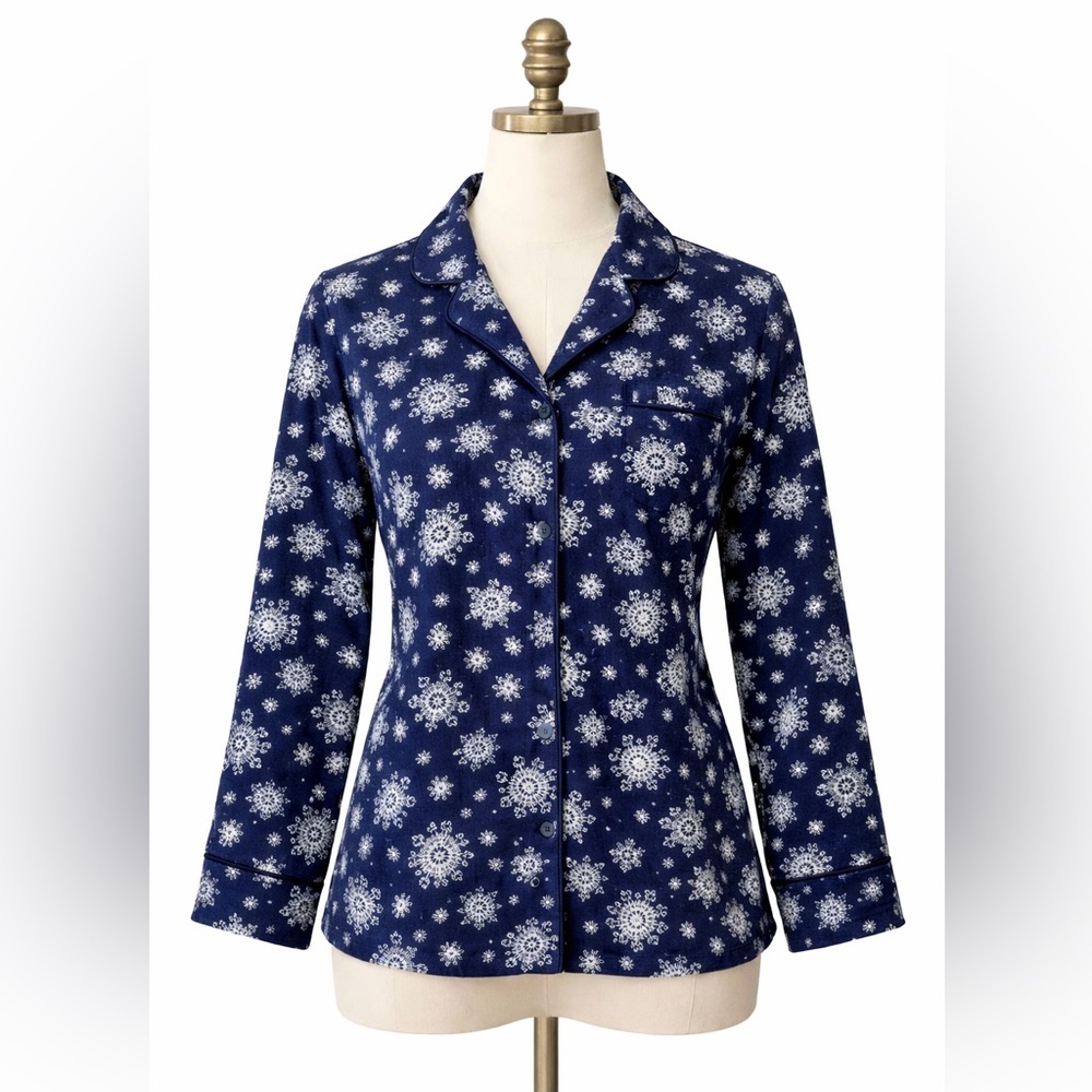 NAUTICA Women’s Navy & White Snowflake Pajama Top Flannel Winter Size Large